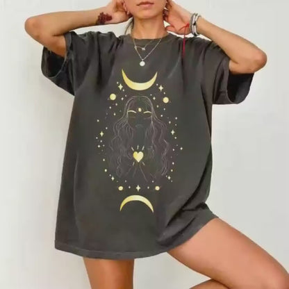 Celestial Goddess t-shirt: kosmiska vibbar, astrologi-gåva
